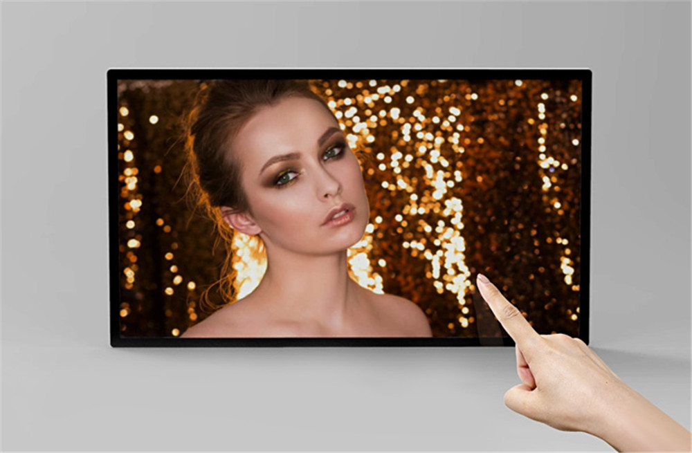 Digital Signage z ekranem dotykowym - Nie (3)